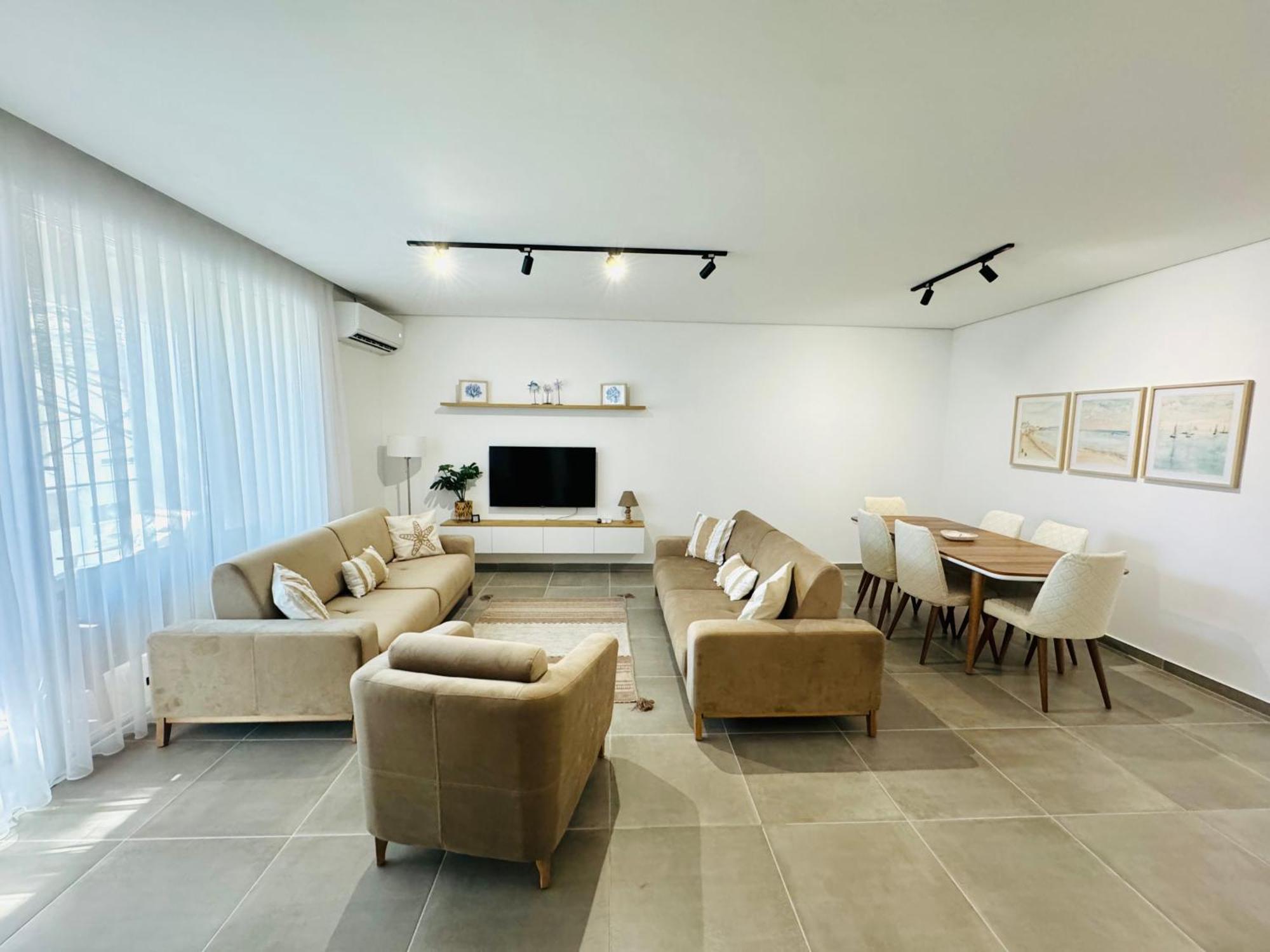 M&E Premium Apartments - San Pietro Дуррес Экстерьер фото