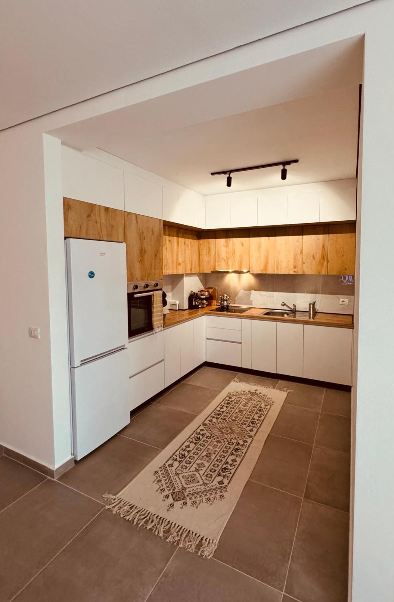 M&E Premium Apartments - San Pietro Дуррес Экстерьер фото