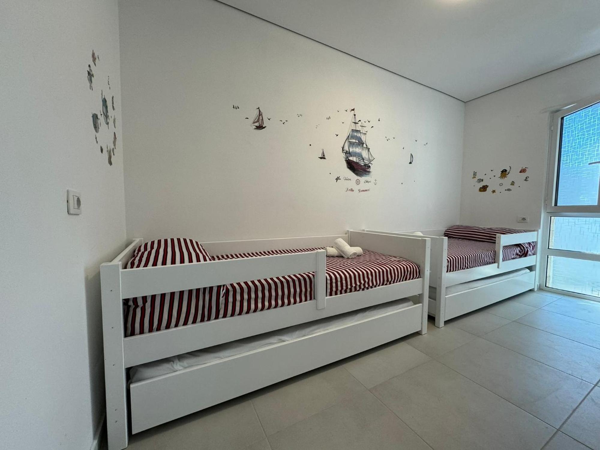 M&E Premium Apartments - San Pietro Дуррес Экстерьер фото